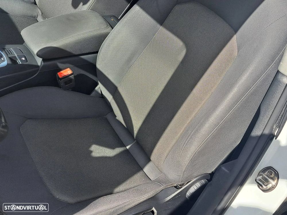 Audi A3 Sportback 1.6 TDI S-line - 19