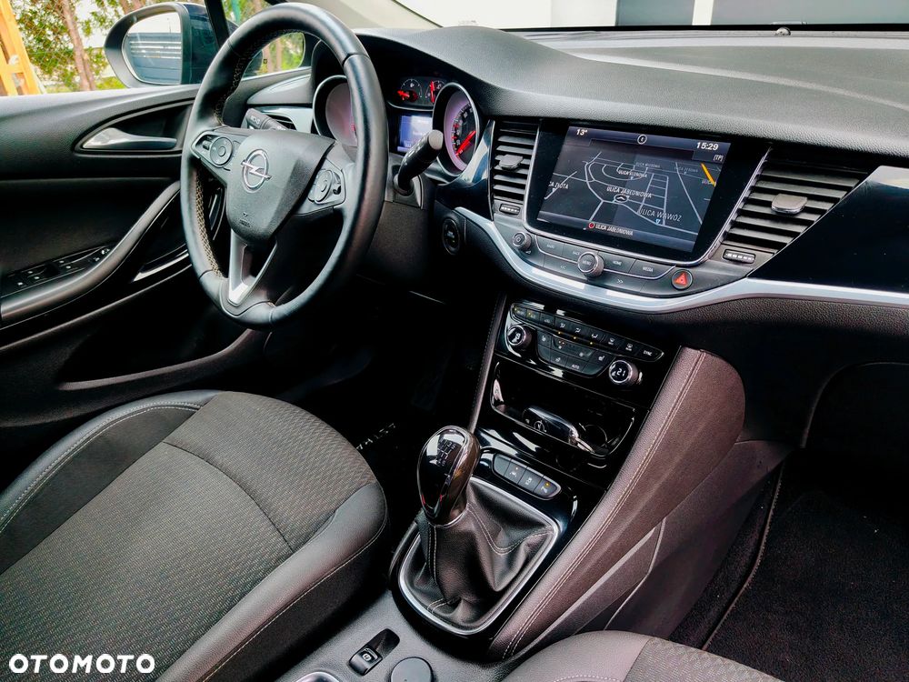 Opel Astra 1.4 Turbo Innovation - 9