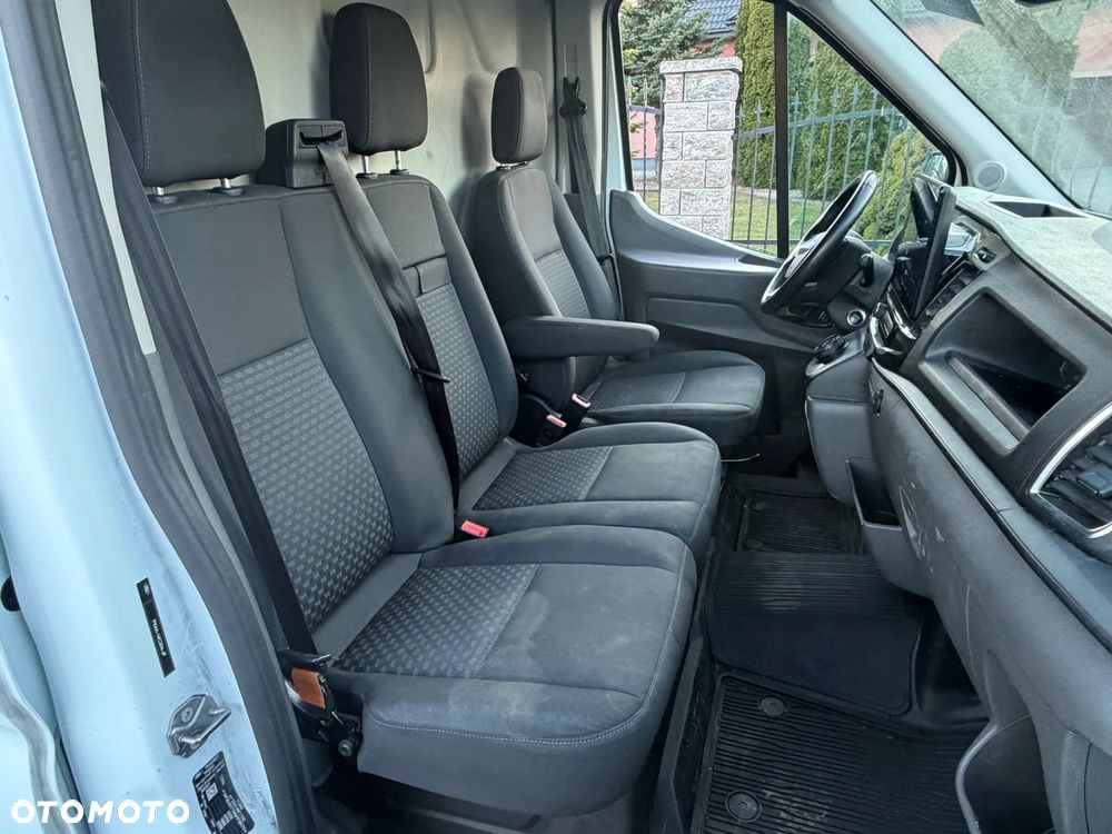 Ford TRANSIT E-TRANSIT - 9