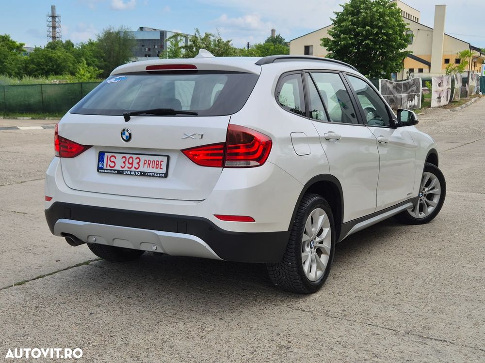 BMW X1 sDrive18d Aut. Sport Line - 4