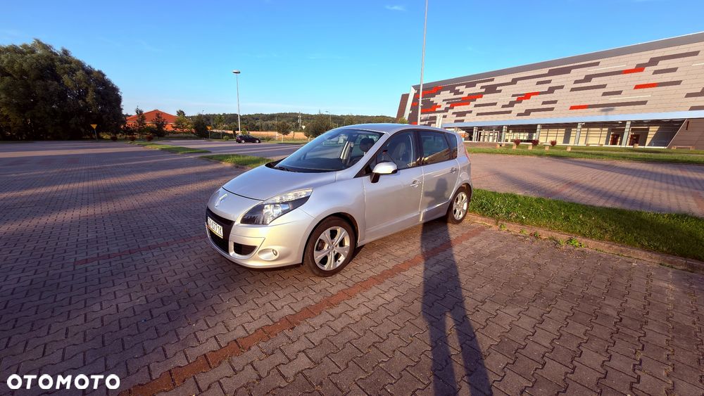 Renault Scenic 1.6 16V 110 Dynamique - 3