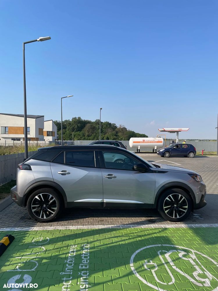 Peugeot 2008 50 kWh GT - 5