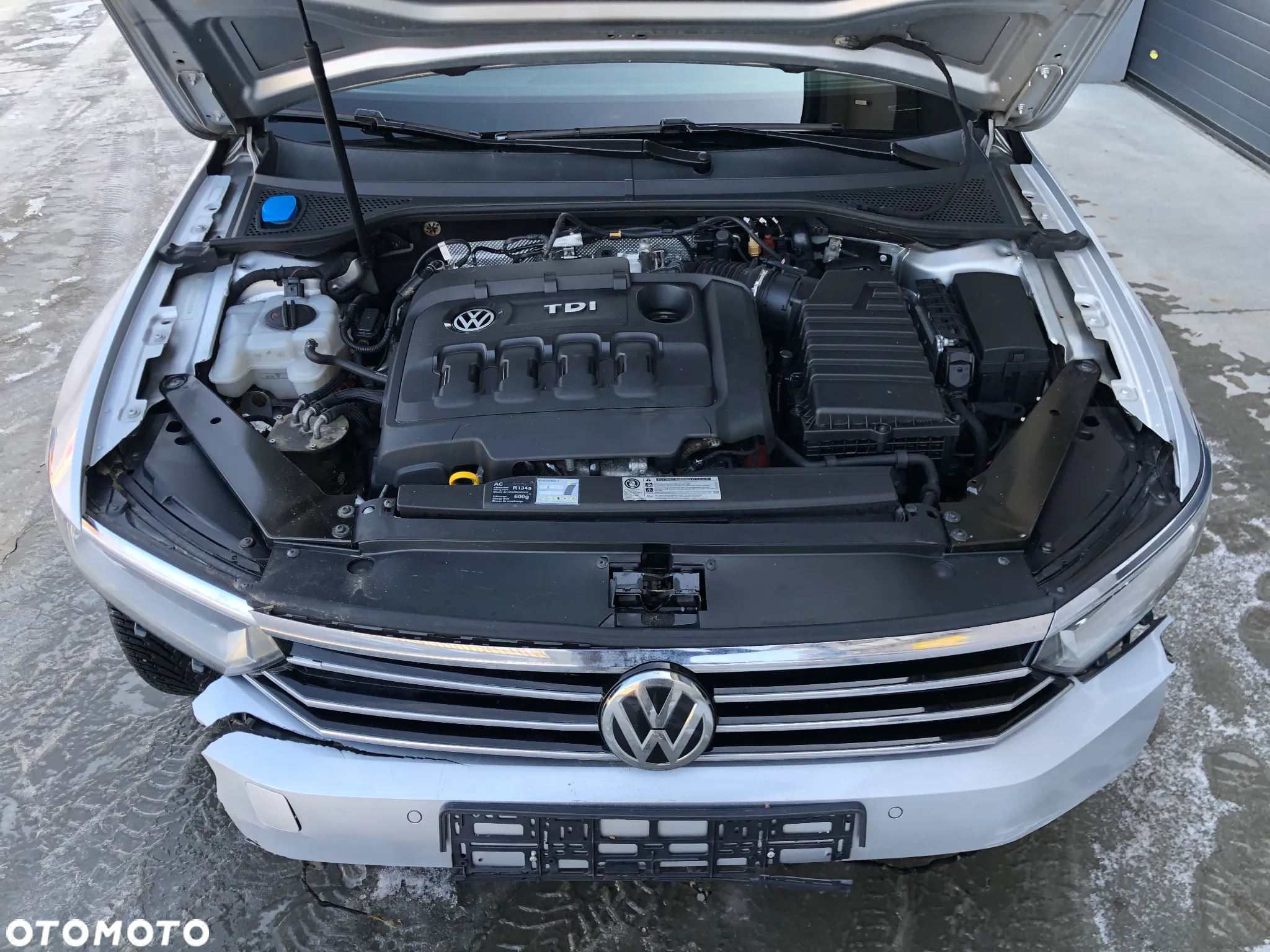 Volkswagen Passat Variant 2.0 TDI SCR 4Motion DSG Highline - 18