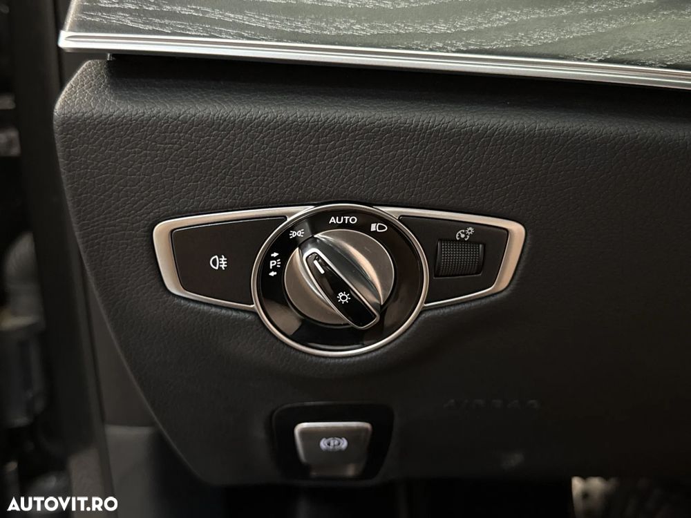 Mercedes-Benz E 200 MHEV 4MATIC Aut. - 16