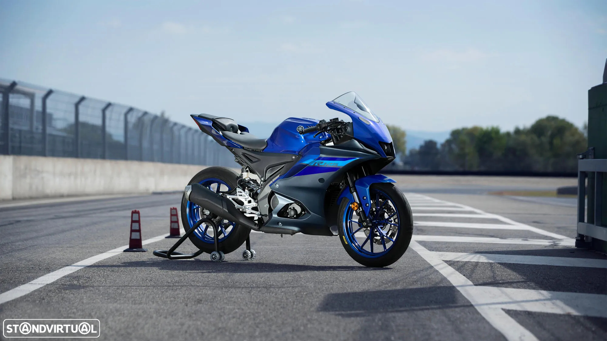 Yamaha YZF R-125 - 8