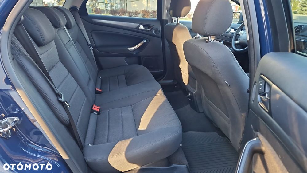 Ford Mondeo 2.0 TDCi Titanium - 18