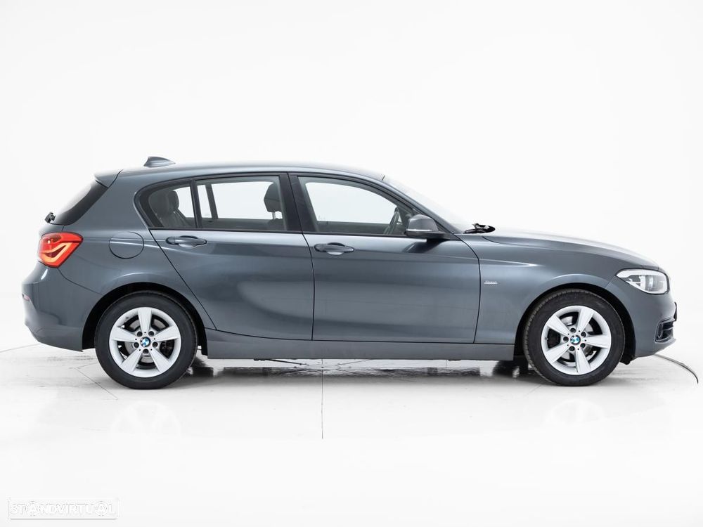 BMW 116 d Line Sport Auto — fotografia 2