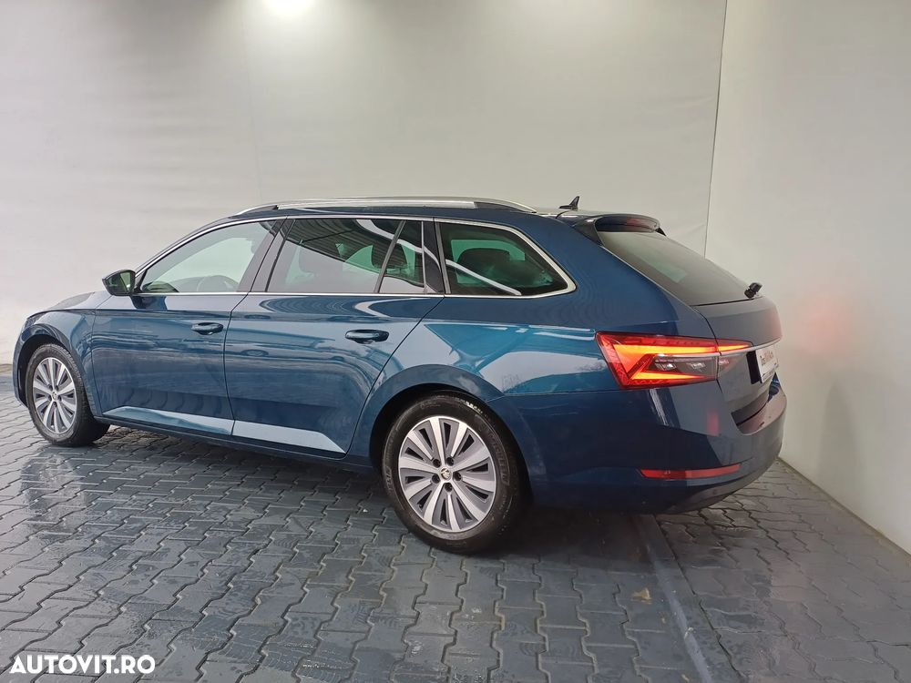 Skoda Superb 2.0 TDI DSG Style - 3