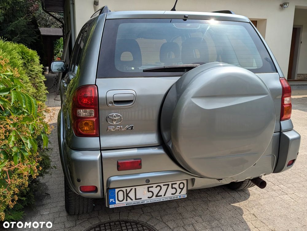 Toyota RAV4 2.0 VVT-i 4x4 - 2