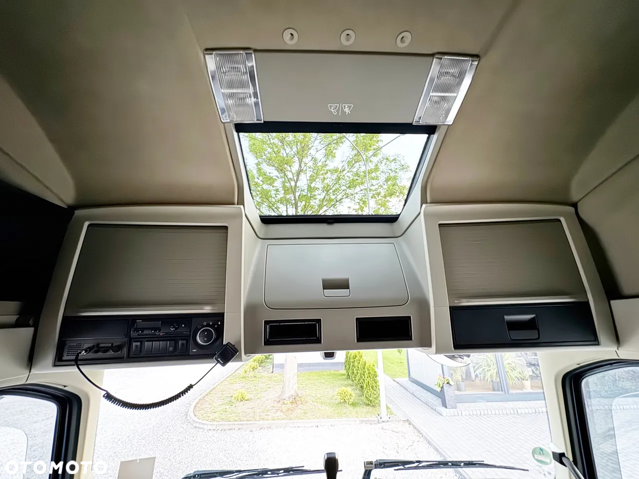 Volvo FH 500 /12.2017/ ACC /  KLIMA POSTOJOWA / XENON / NAVIGACJA / Z NIEMIEC - 39
