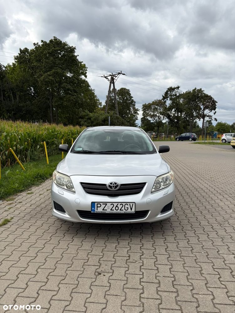 Toyota Corolla - 13