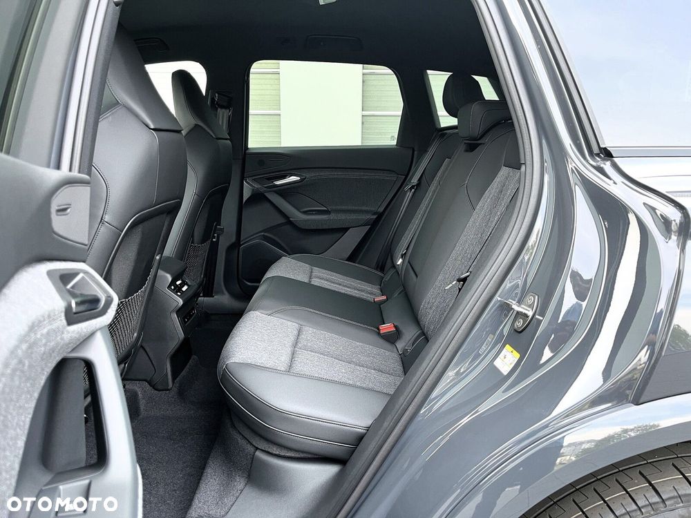 Audi Q6 e-tron - 28