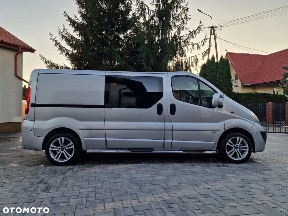 Opel Vivaro L2H1 2.9t - 11