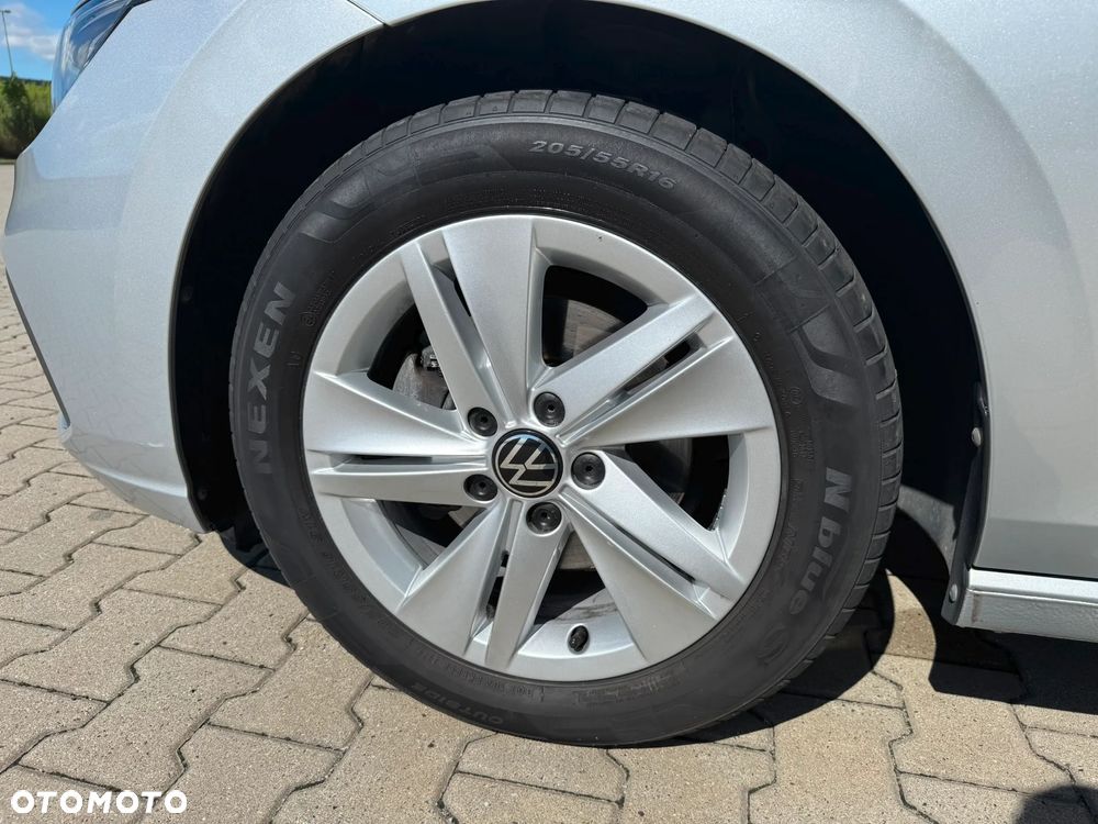 Volkswagen Golf - 30