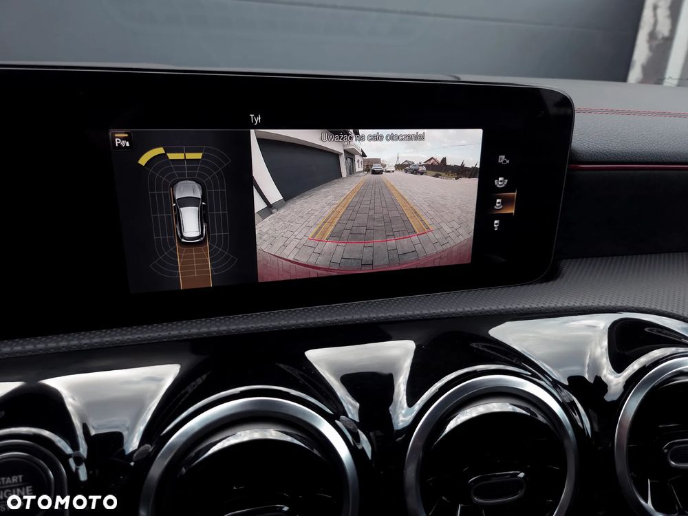 Mercedes-Benz CLA 220 d 4-Matic AMG Line 8G-DCT - 31
