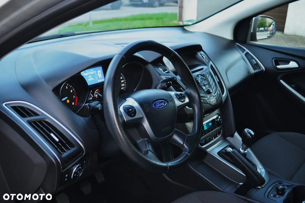 Ford Focus 1.0 EcoBoost Start-Stopp-System Business Edition - 11