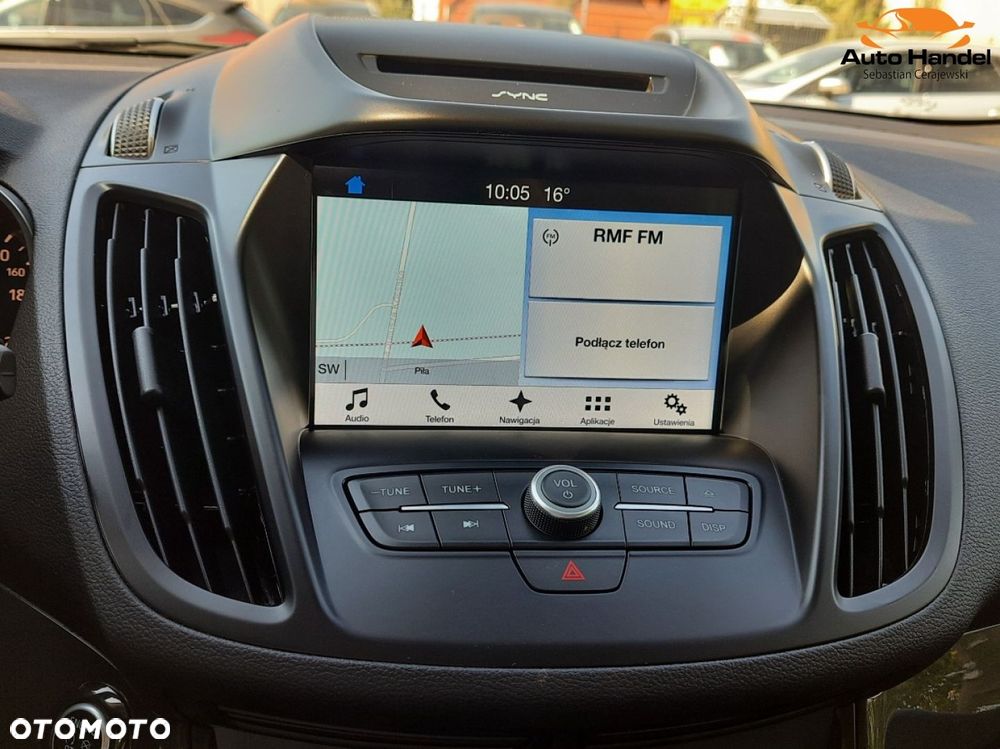 Ford Kuga 1.5 EcoBoost 2x4 Titanium - 25