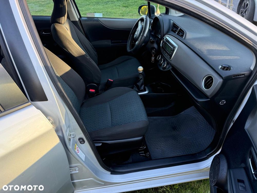 Toyota Yaris - 5