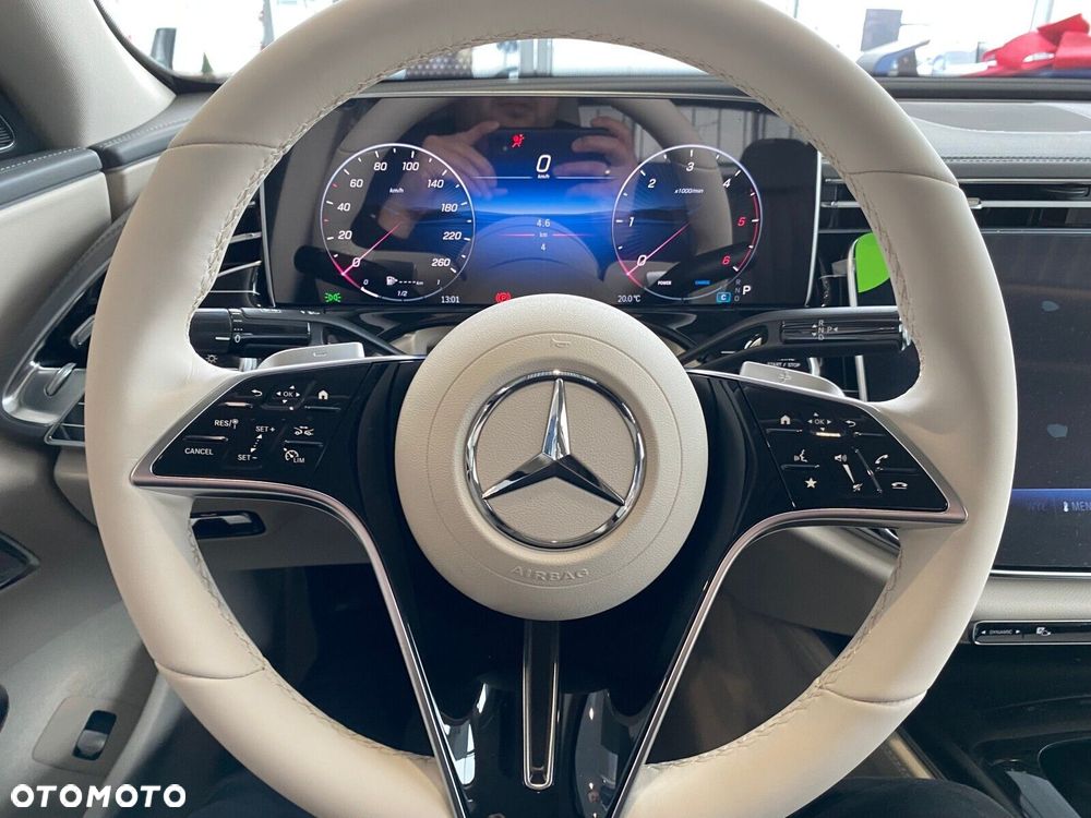 Mercedes-Benz Klasa E - 11