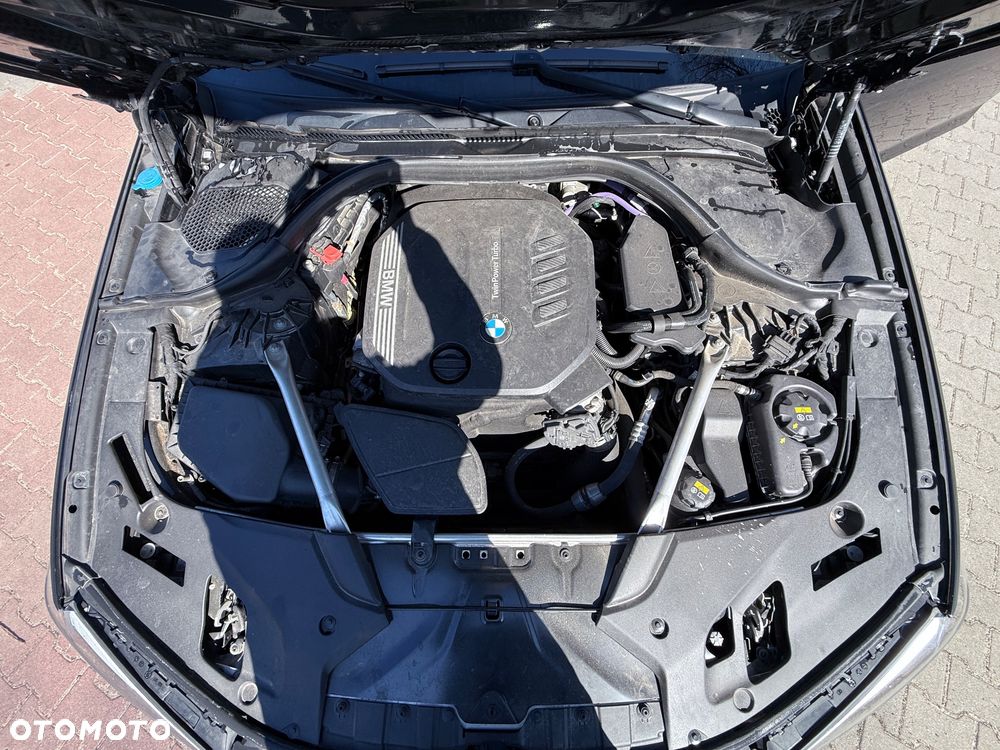 BMW Seria 5 518d - 15