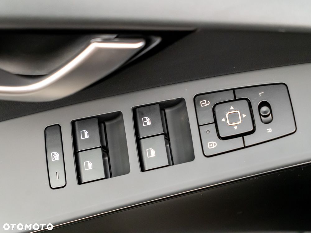 Kia Niro 1.6 GDI Hybrid M - 17
