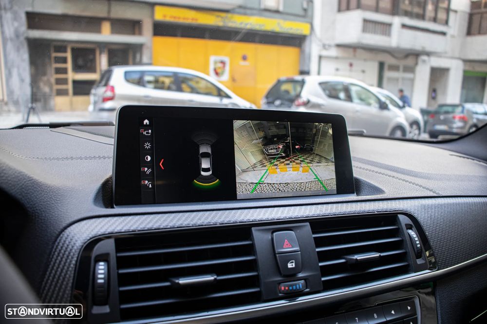 BMW M2 Competition Auto - 33