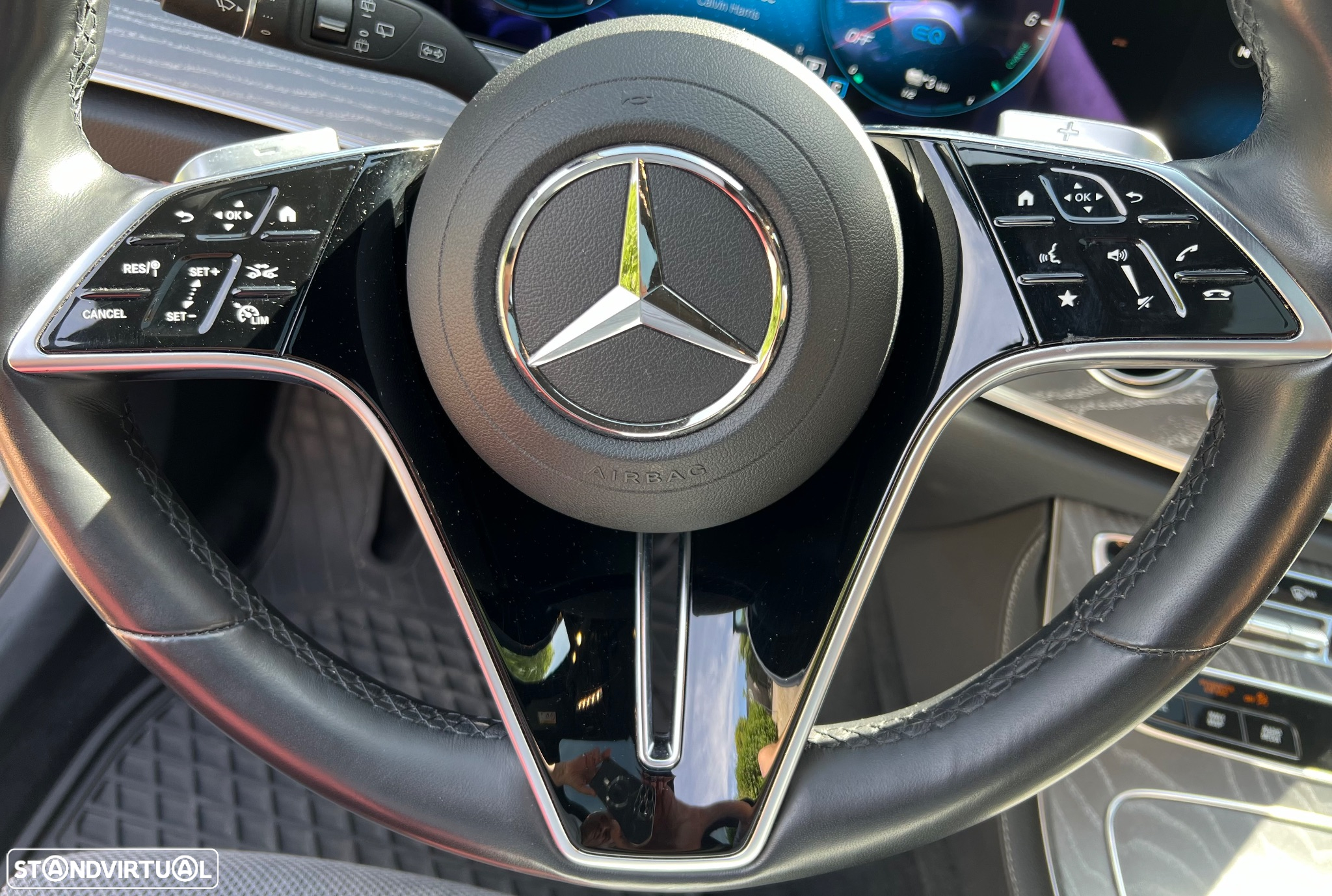 Mercedes-Benz E 300 de AMG Line - 17