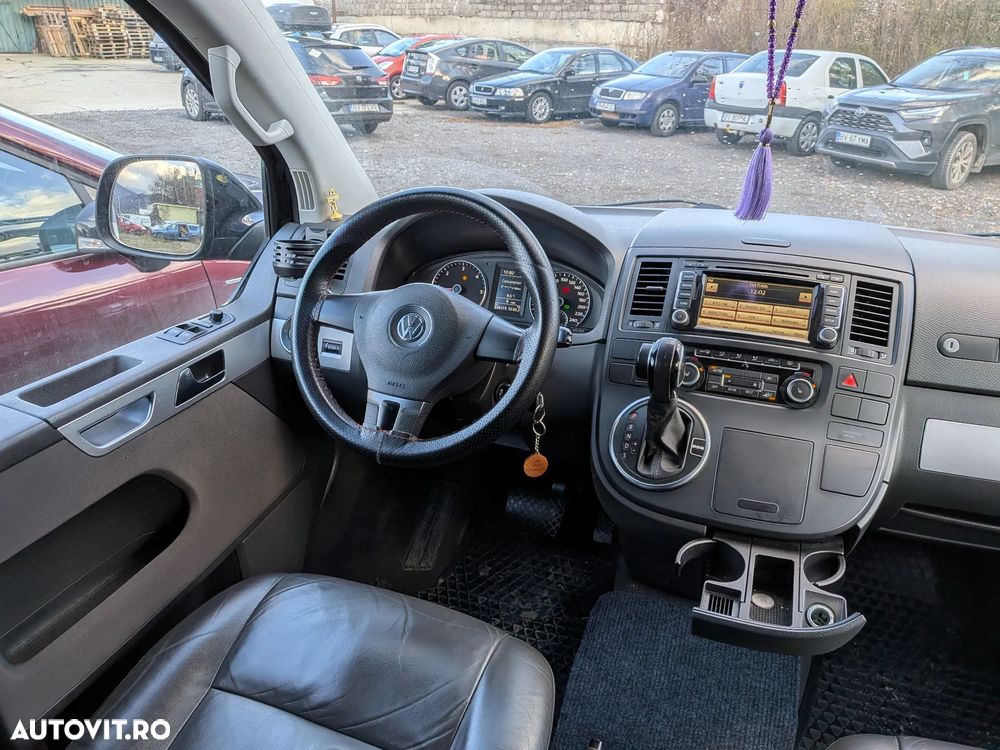 Volkswagen Multivan - 14