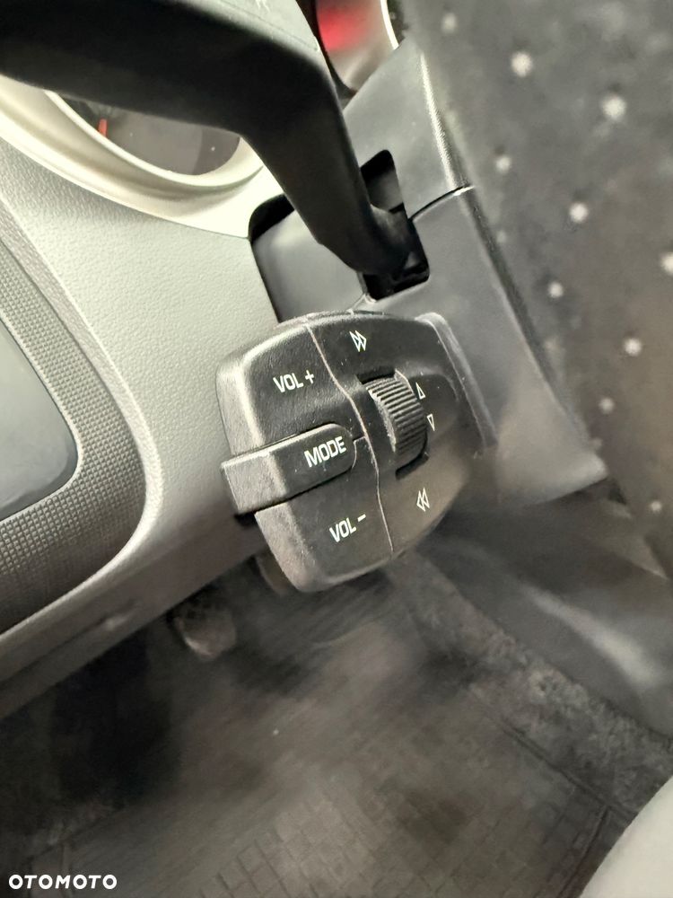 Seat Ibiza 1.4 16V Style - 22