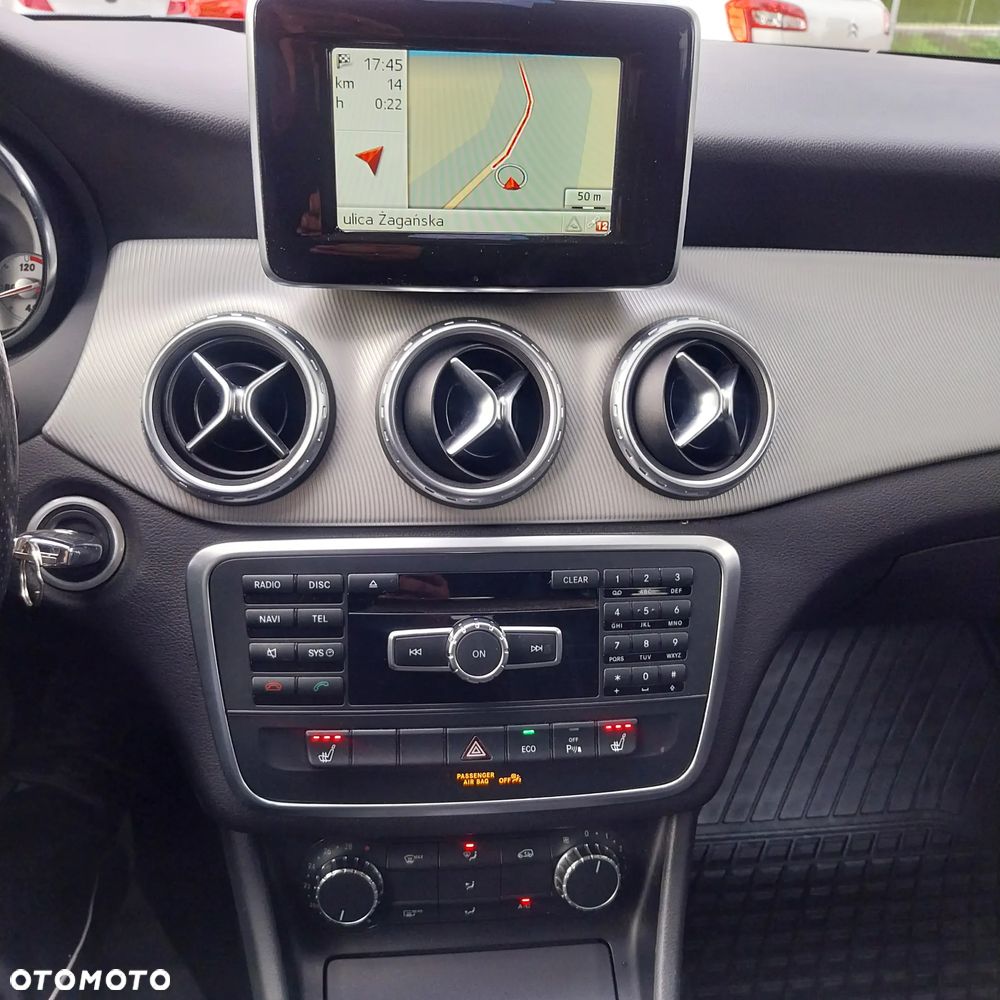 Mercedes-Benz GLA 200 (CDI) d - 24