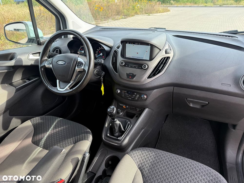 Ford Tourneo Courier 1.5 TDCi Trend - 18