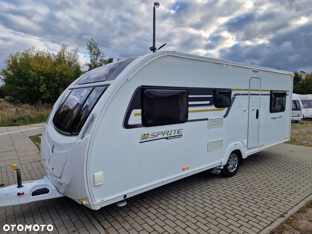 SWIFT Charisma 565 SE LUX - 1