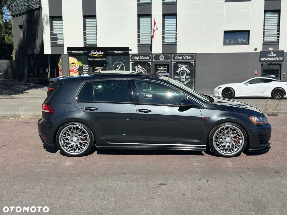 Volkswagen Golf GTI Performance BlueMotion Technology DSG - 11