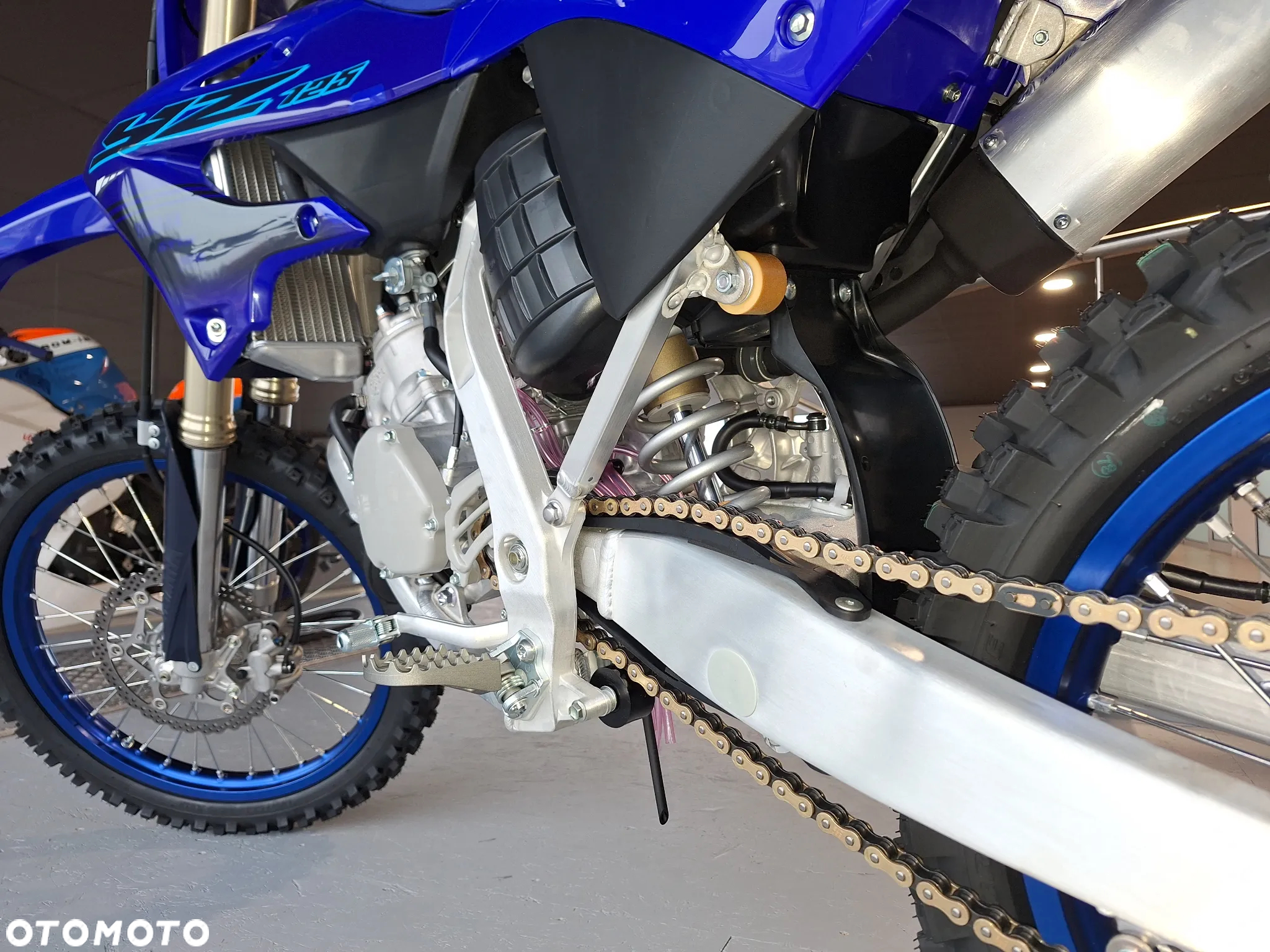 Yamaha YZ - 4