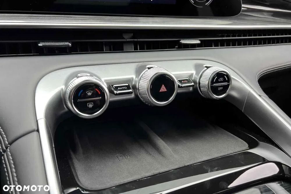 Omoda 9 1.5 Super Hybrid Exclusive AWD - 26