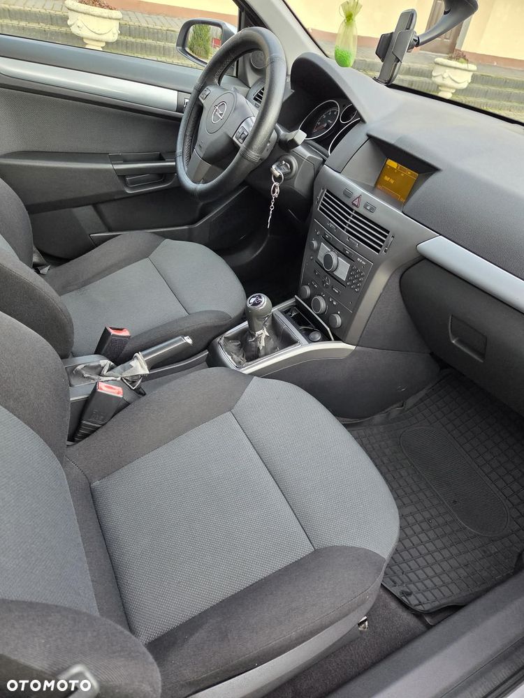 Opel Astra - 8
