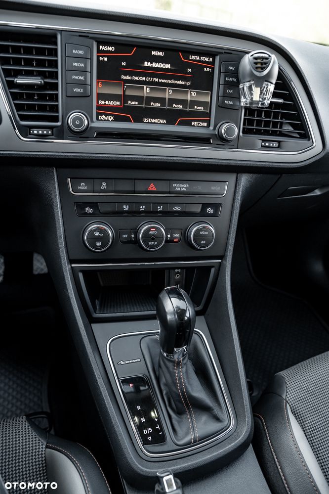 Seat Leon Sportstourer 2.0 TDI Start&Stop 4Drive DSG X-Perience - 34