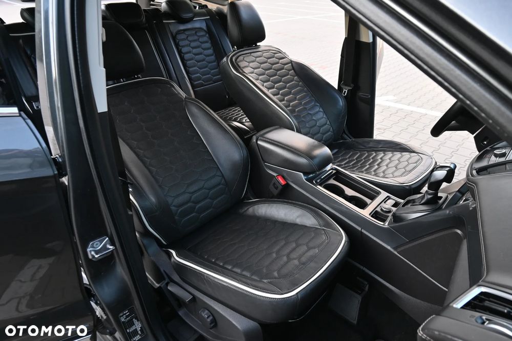 Ford Kuga 2.0 TDCi 4x4 Vignale - 22
