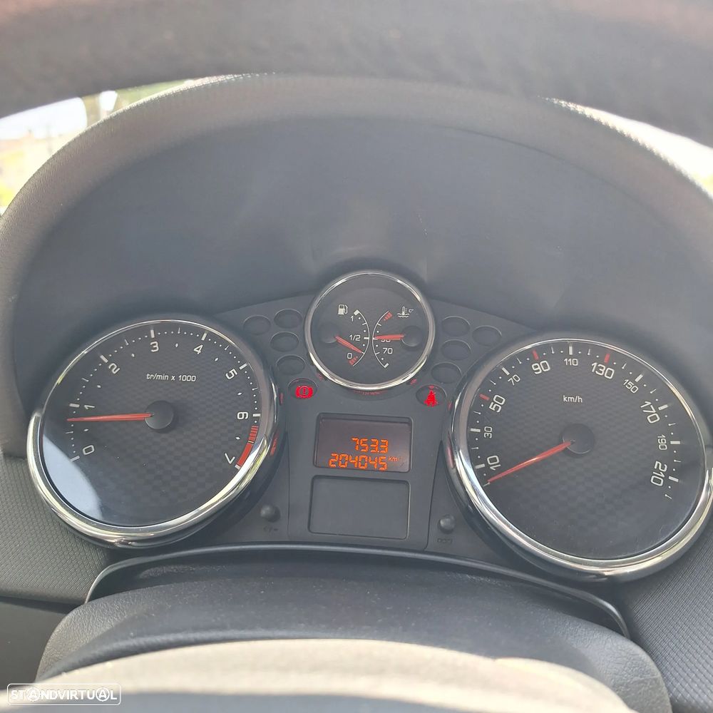 Peugeot 207 CC - 24