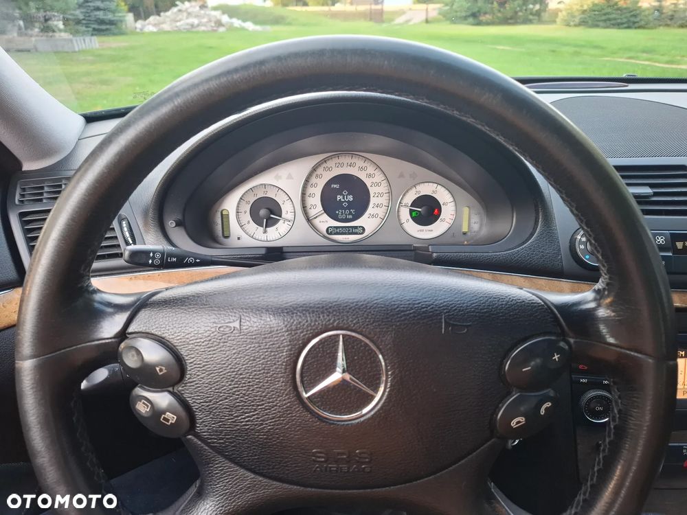 Mercedes-Benz Klasa E - 20