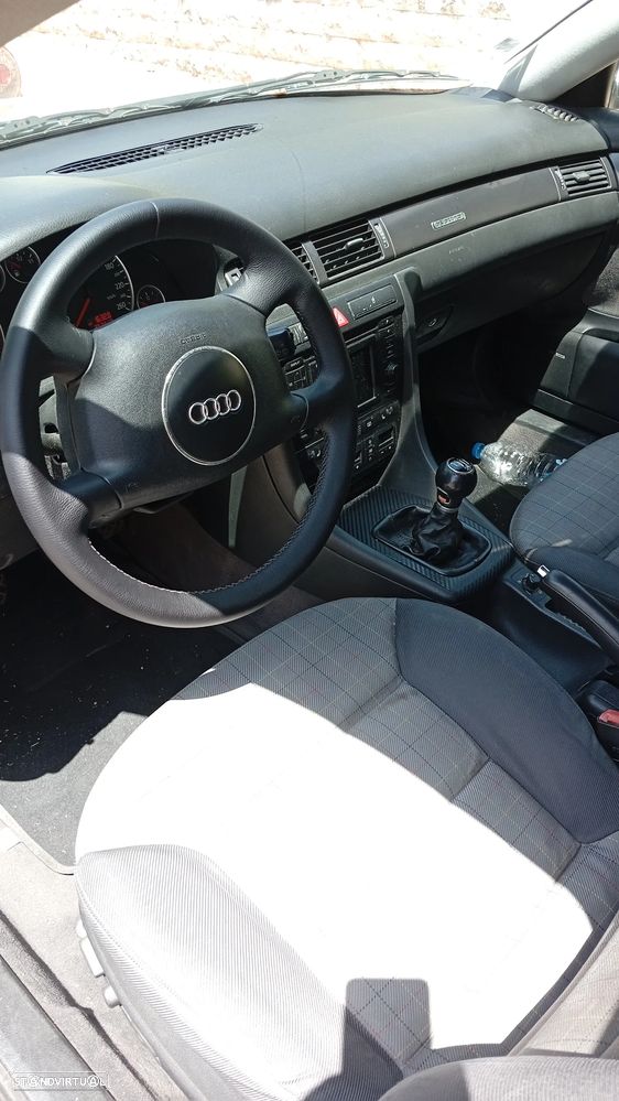 Audi A6 Allroad Quattro 2.5 TDI - 14