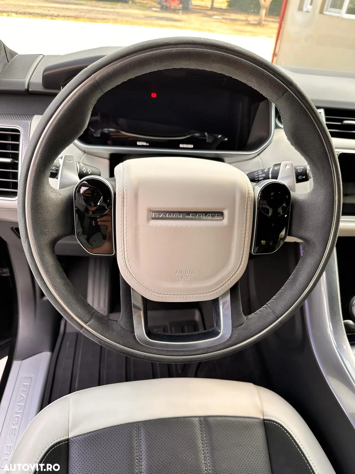Land Rover Range Rover Sport 3.0 L HST - 23