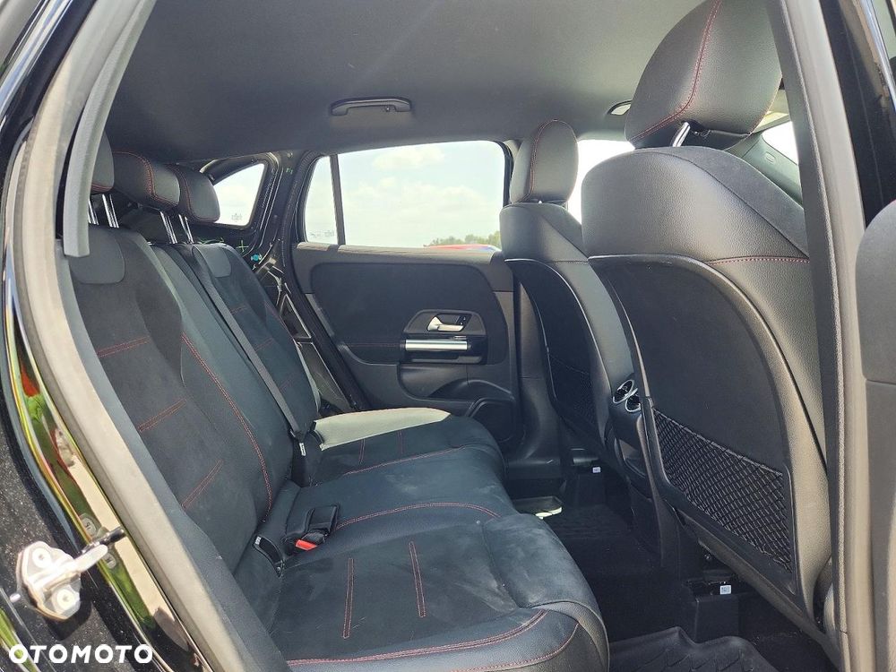Mercedes-Benz GLA 250 4Matic 8G-DCT AMG Line - 7