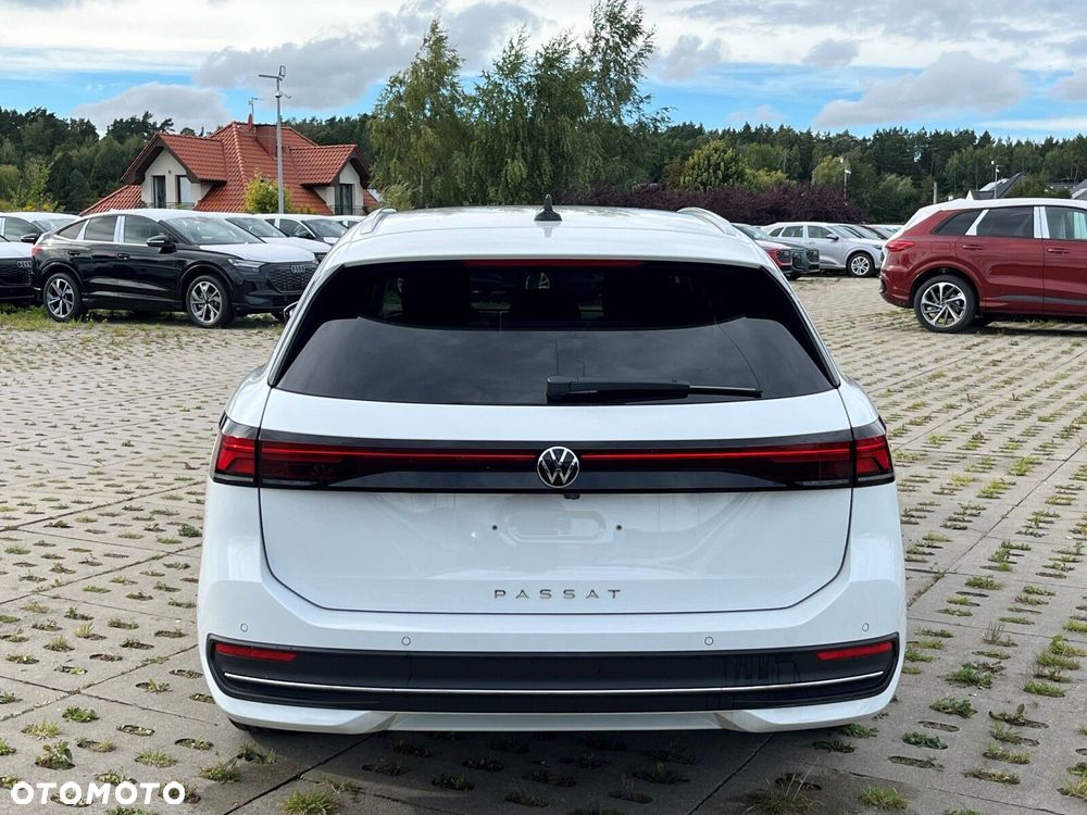 Volkswagen Passat Variant 2.0 TDI SCR Business Plus DSG - 6