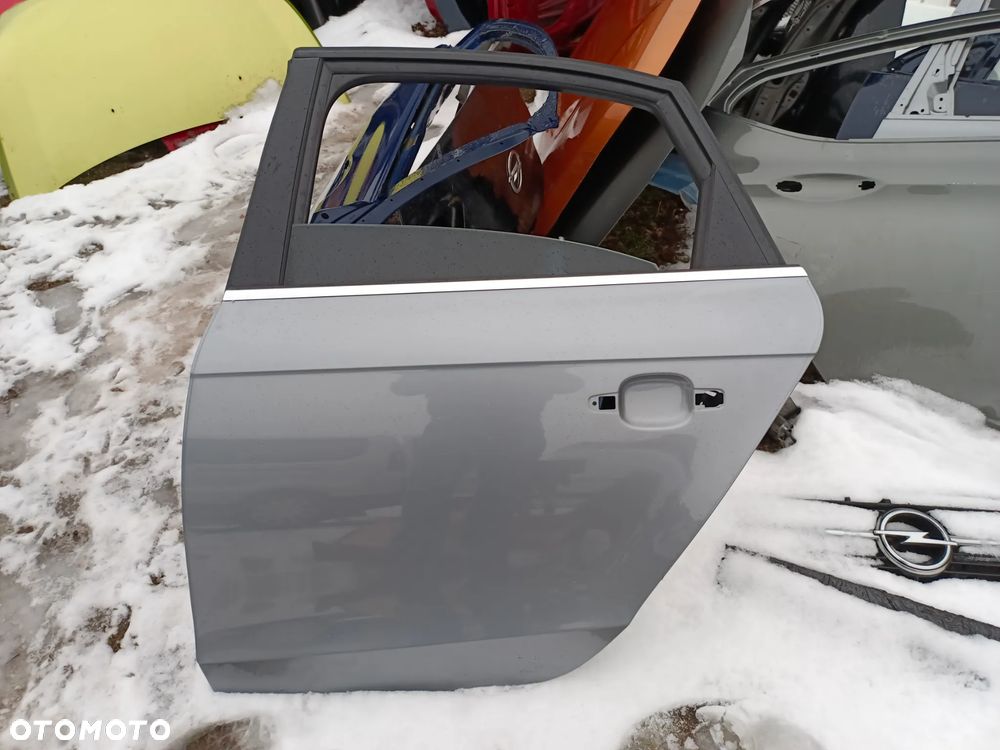 AUDI A4 B8 LX7P SEDAN DRZWI LEWE TYLNE LEWY TYŁ - 1