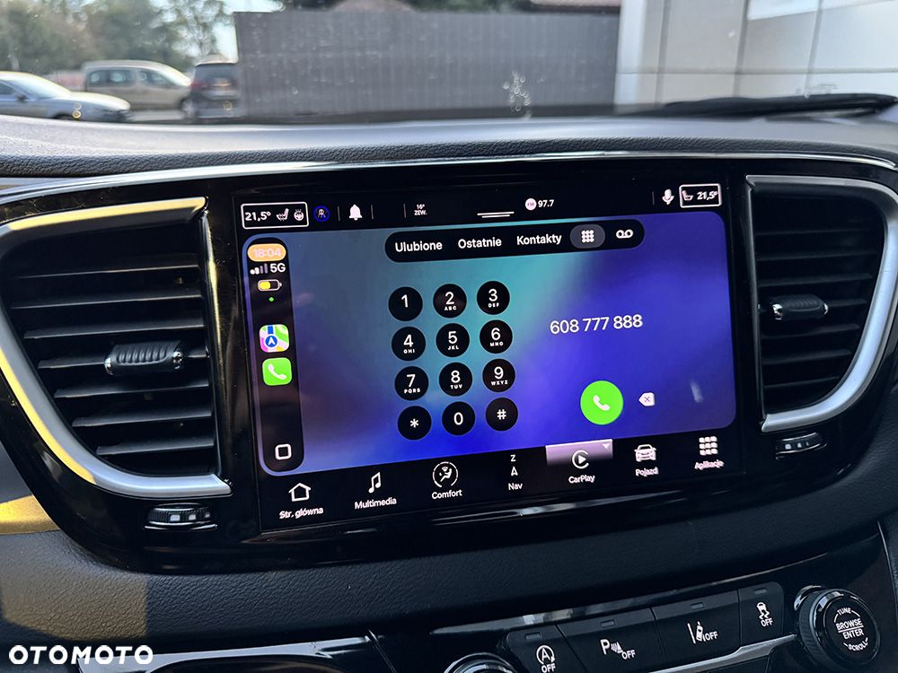 Chrysler Pacifica - 35