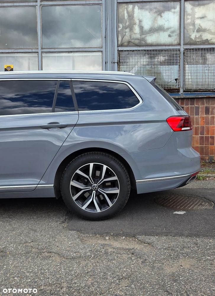 Volkswagen Passat 2.0 TDI Elegance DSG - 6