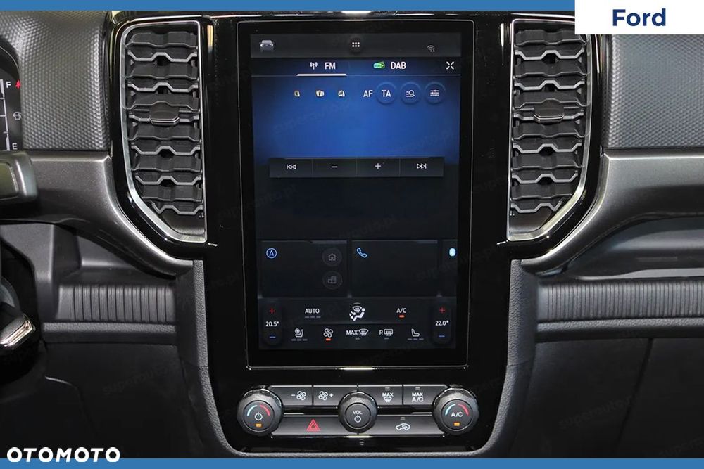 Ford Ranger XLT 4x4 2.0 170KM - 13