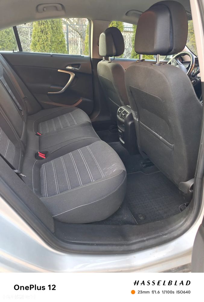 Opel Insignia - 8