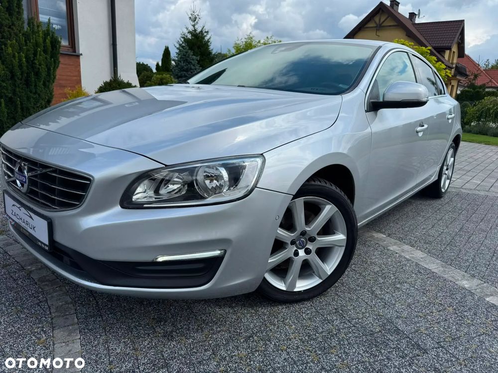 Volvo S60 D2 Momentum - 18